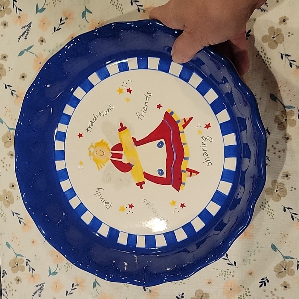 Pie Plate, Angel Vintage, Gooseberry  Patch.Handpainted, perfect  condition
